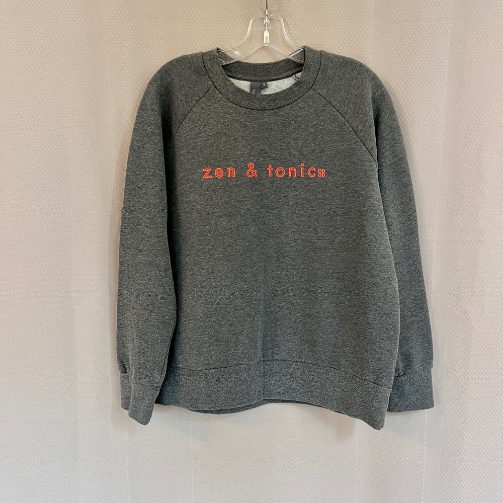 Sweaty Betty Zen & Tonics embroidered Sweatshirt Crew Neck Gray Sz XL